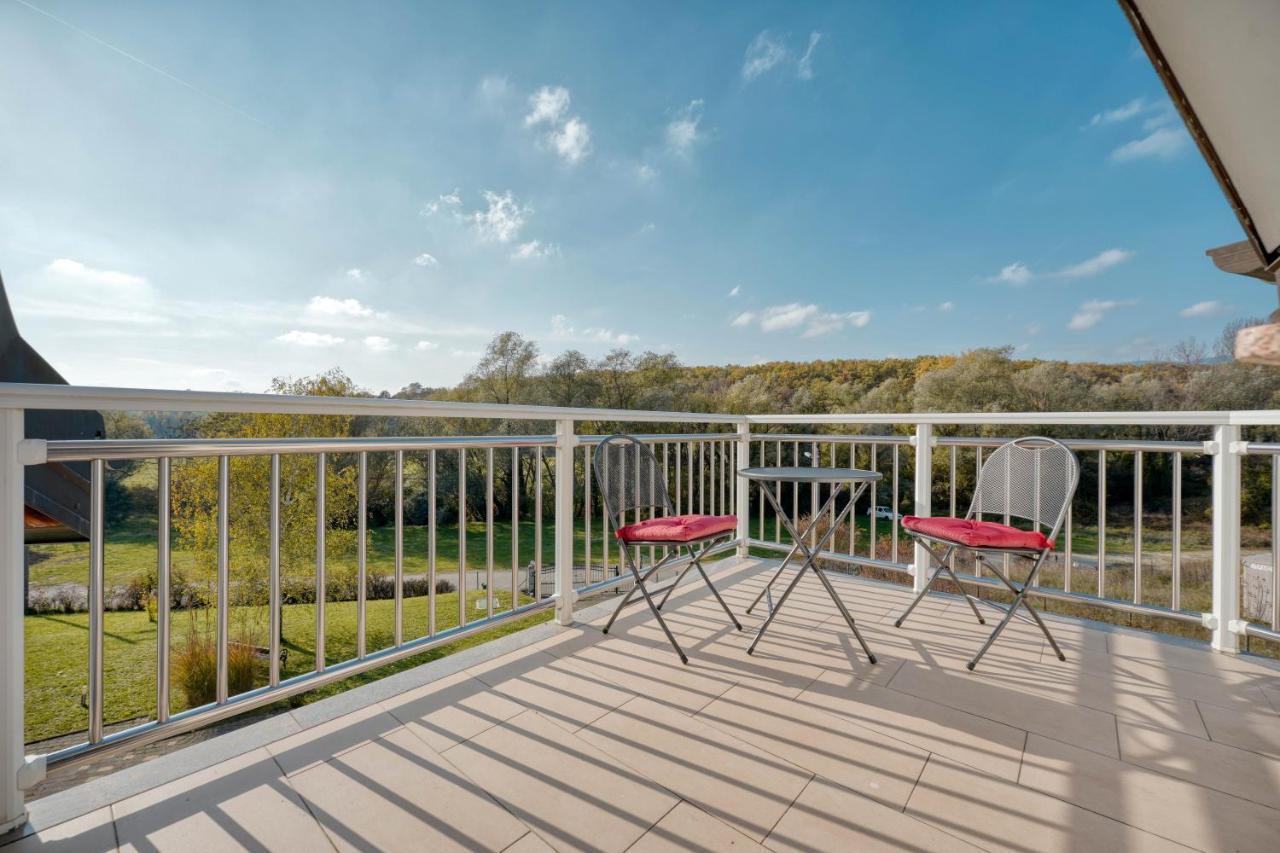 Astarea - Luxe Penthouse In Nature - Jacuzzi - Free Private Parking - Terrace & Balcony - Peace Zágráb Kültér fotó